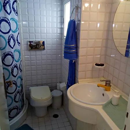 Apartment Beautiful -up To 4 Guests- Close To City Centre! *