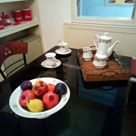 Beautiful -up To 4 Guests- Close To City Centre!